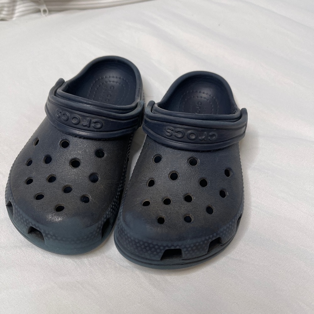 Crocs